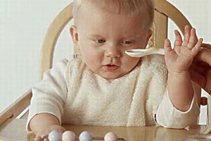 专家谈婴儿辅食添加四大误区