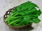 菠菜可以预防视网膜退化