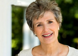 老人睡眠不好做做小动作