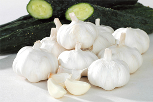 吃生蒜更聪明？揭秘食物秘密