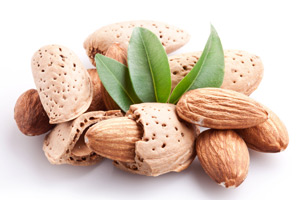 男人零食吃坚果 好处说不完