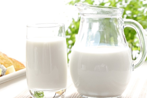小心！牛奶不能与这些食物同吃