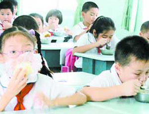 “健康早餐课堂”　走进广深小学
