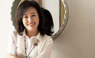 曝光中年期女性衰老的三个标志