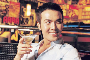 喝酒帮阴茎勃起强硬有力吗？