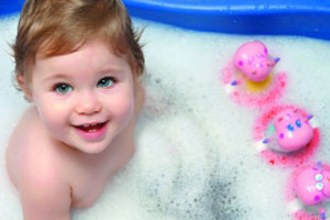 夏季宝宝洗浴的注意事项