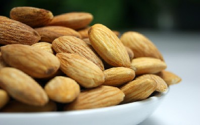 坚果类食品有哪些