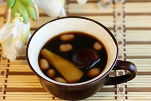 女性养颜补血应多吃七款美食