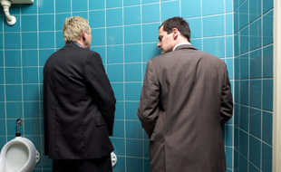 剖析男性小便 了解生殖健康