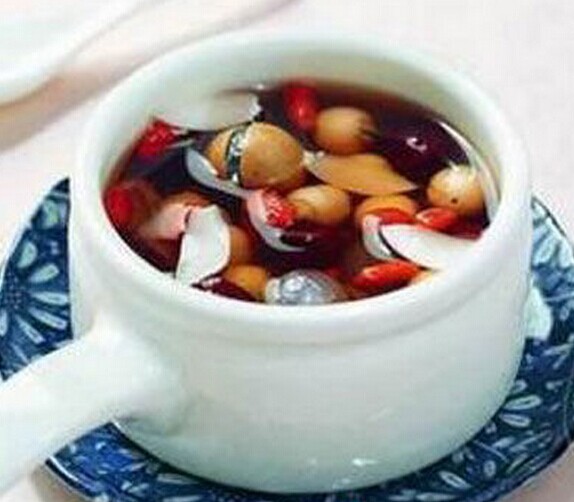 冬季吃什么保湿美白 七款食谱打造嫩白肌