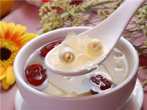 秋季养生要补水补药补睡眠