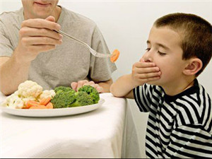 宝宝偏食挑食的原因