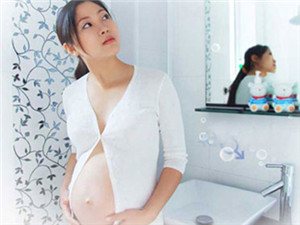 身材不高生孩子会更困难吗？